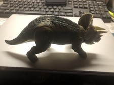 1997 Jurassic Park JP44 Lost World Triceratops Action Figure Dinosaur Hasbro