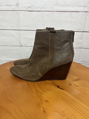 Dolce Vita Sz Ankle Boots Wedge Bootie Tan Taupe Brown Suede High Heel  Boho