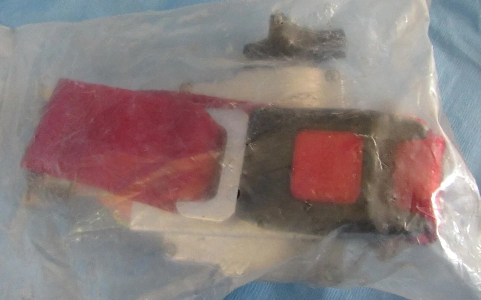 New SURE-LOK FE200855 Right Hand Crank Retractor Wheel Chair Seat Belt Assembly - Image 2 of 4