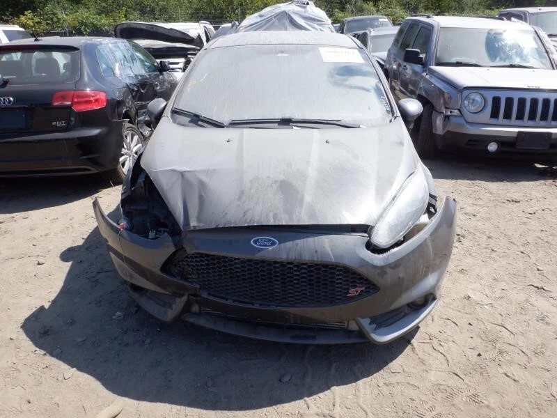 Conjunto de filtro de aire usado se adapta a: Ford Fiesta 2016 grado A Foto 4 de 4