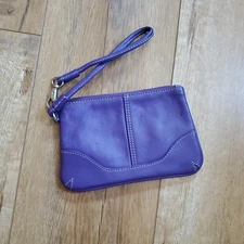 Ili New York Purple Genuine Leather Clutch Wristlet 6x4in