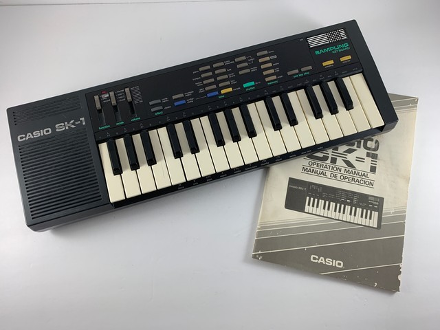 Vintage Casio SK-1 Portable 32 Key Sampling Keyboard ...