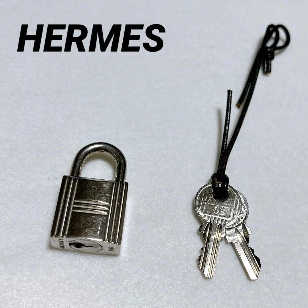 Authentic HERMES Set of Padlock & Key Cadena Silver-Tone Bag Accessories  Charm