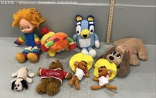 Plush Lot Vintage Rainbow Brite Pound Puppies Bluey MLB Phillies 8 Pieces