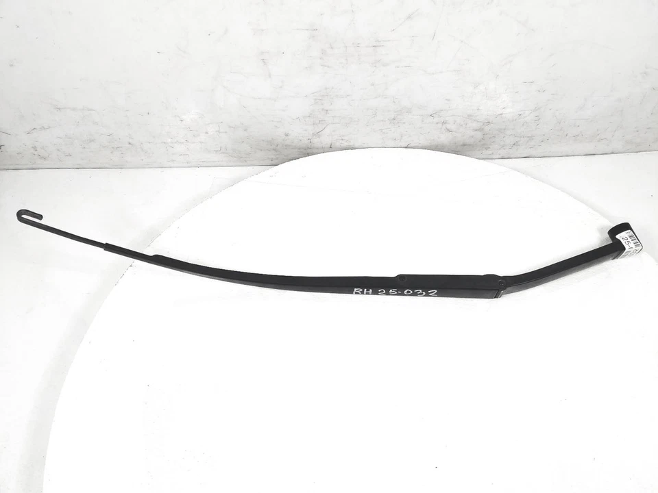2013-2018 Nissan Altima Right Passenger Windshield Wiper Arm 28886-3Ta0a - Image 2 of 4