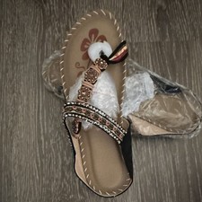 Women s Brown Beaded Rhinestone Thong Slip-On Flat Casual Sandals
