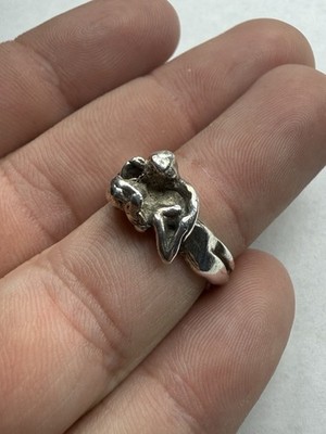 Vintage Sterling Brutalist Figural Man Woman Lovers Kissing Ring Size 6 - 4.9g