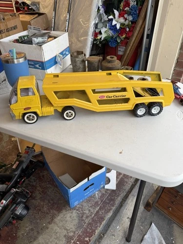 Tonka Trucks Vintage 1970, Metal Car Carrier,Great Cond.27" Long,Collectible