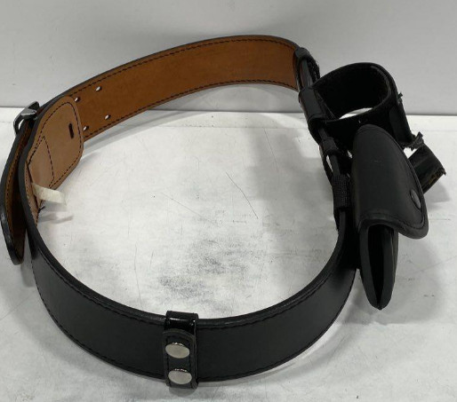 First Class Gear 1011 Dutyman Black Leather Utility Belt Men's Size 40 w/ pouch