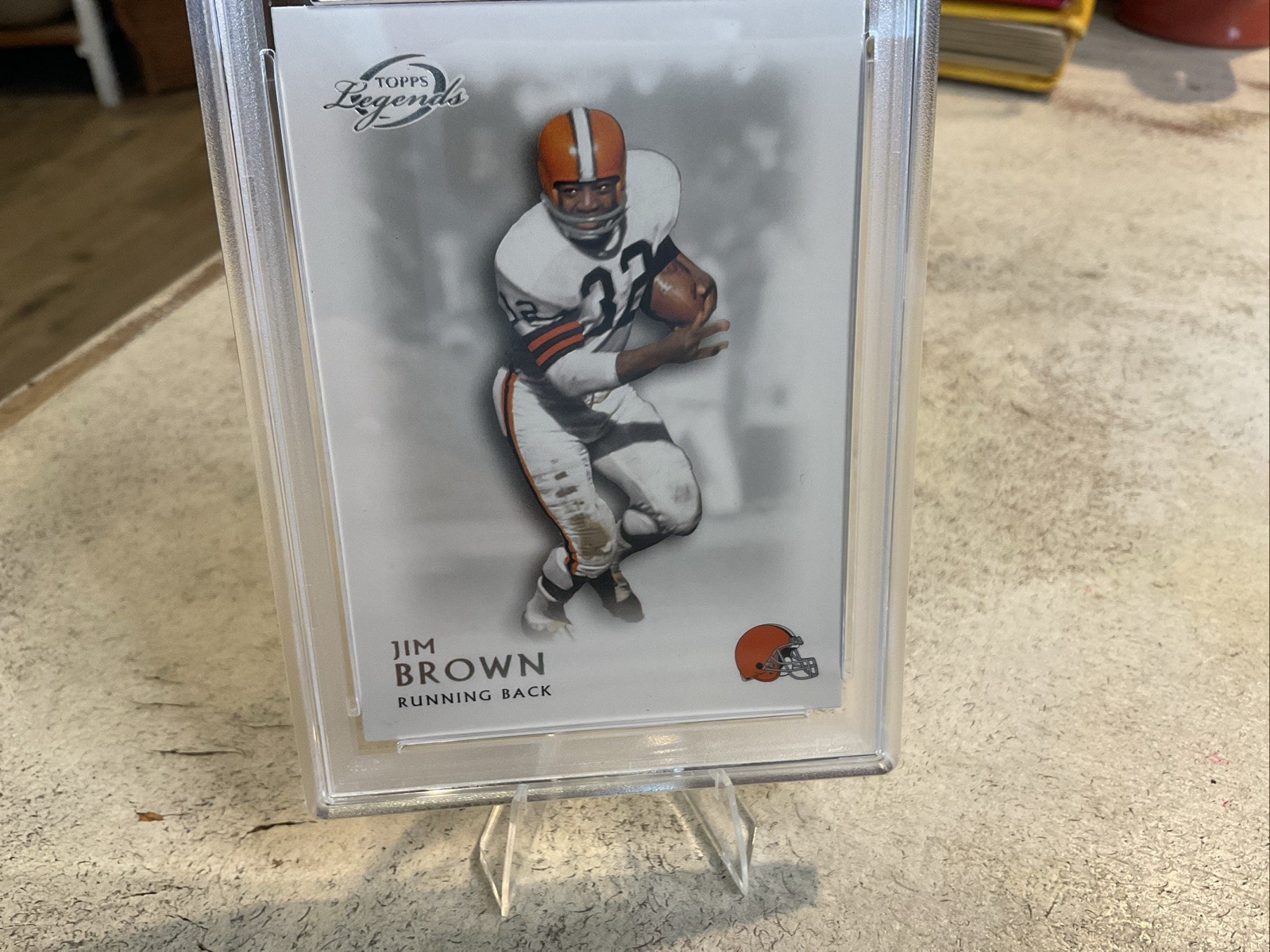 JIM BROWN CLEVELAND BROWNS HALL OF FAME RUNNING BACK TOPPS LEGENDS #80-PSA 9  view 4