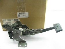 New - Oem Genuine Gm Brake Pedal Assembly Wbracket For 2007-2008 Cadillac Srx