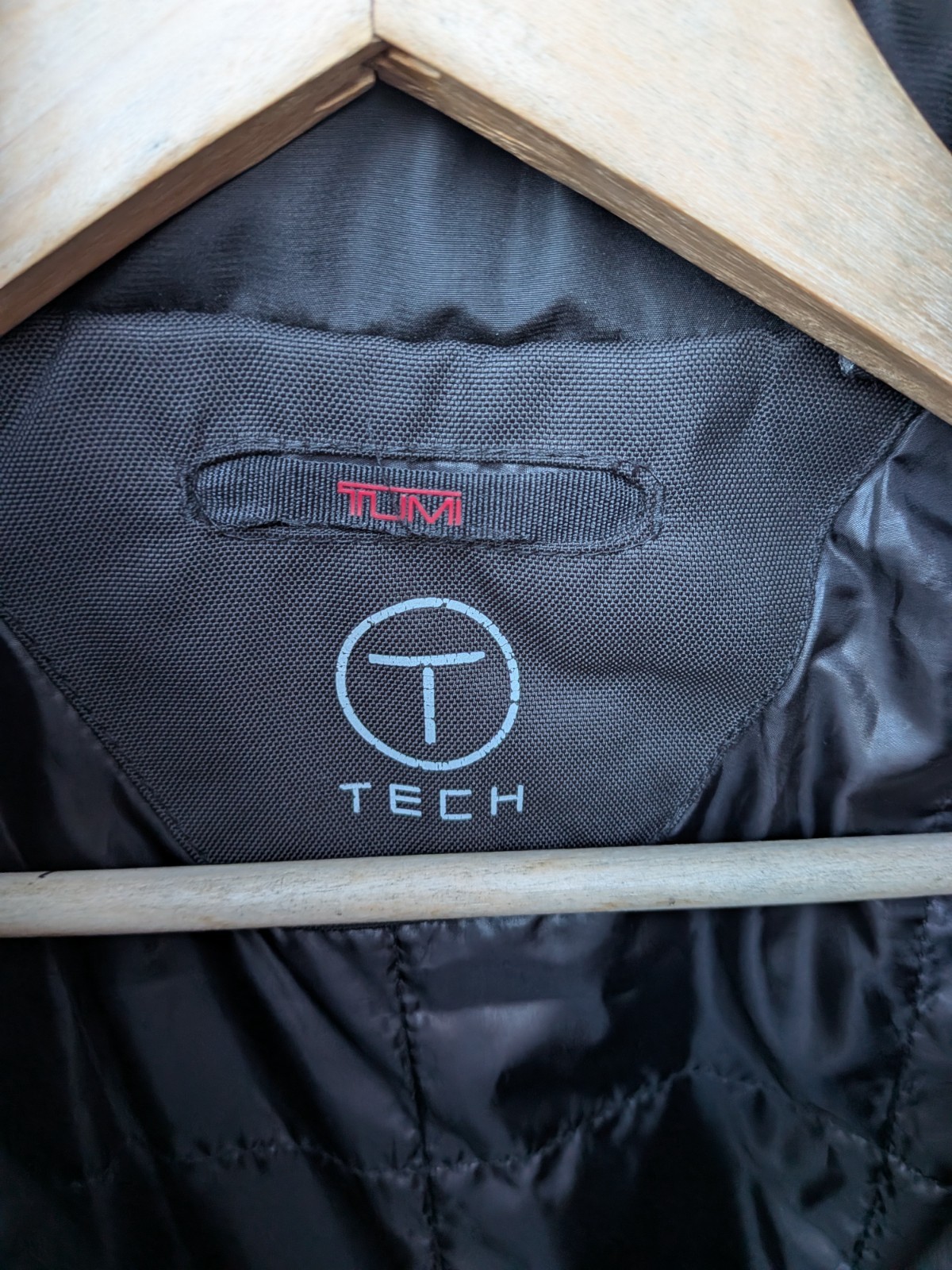 Tumi Tech Jacket Softshell Medium Black Pockets V… - image 12