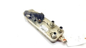 BMW 7 F01 F02 F03 F04 2014 Getriebeölkühler 7638679 Benzin EPK15659