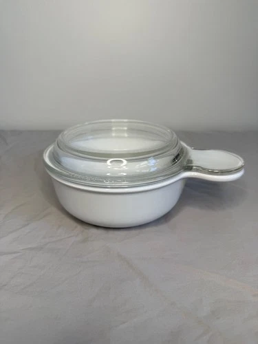 Corning Ware White 550 mL Grab It P-150-B with Clear Pyrex Glass Lid P-150-C