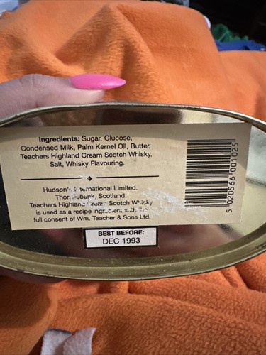 Vintage Tin fudge container - Picture 4 of 5