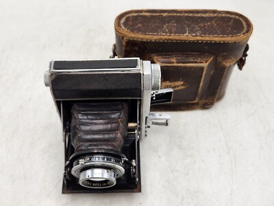 Vintage Minolta Chiyoko 120 Folding Camera w/ 75mm F3.5 Lens Vintage Minolta Chiyoko 120 Folding Camera w/ 75mm F3.5 Lens