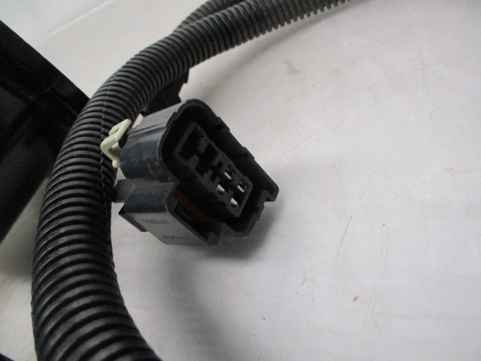 Take-Off GM OEM Rear Tail Light Brake Lamp Right Red/Clear with Bracket Harness - Image 4 of 4