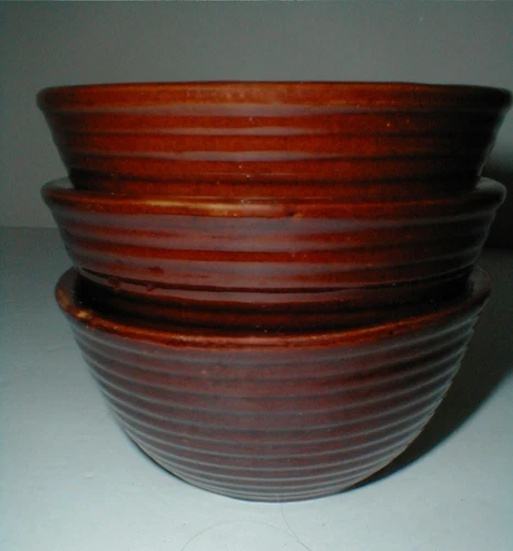 3 Monmouth Pottery Western Stoneware USA Brown Ribbed 5" Cereal Bowls THREE