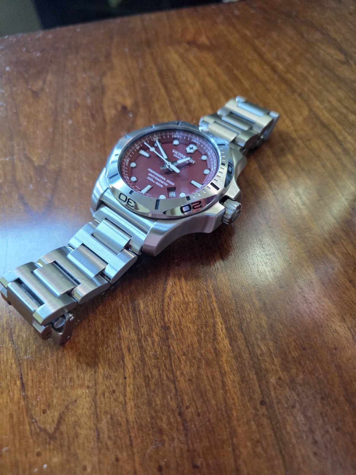 Victorinox Inox Pro Diver Red - 241783