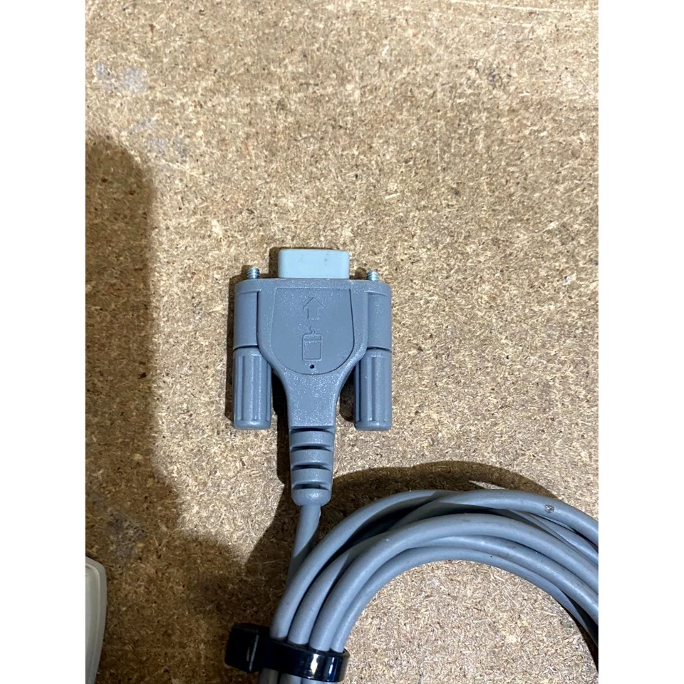 Vintage Logitech M-M35 811313-01 Mechanical Mouse White 3-Buttons 9-Pin Serial - Image 4 of 4