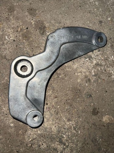 BMW 5 Touring E39 Generatorhalterung 2248561 3.00 Diesel 105kw 1999 33959830