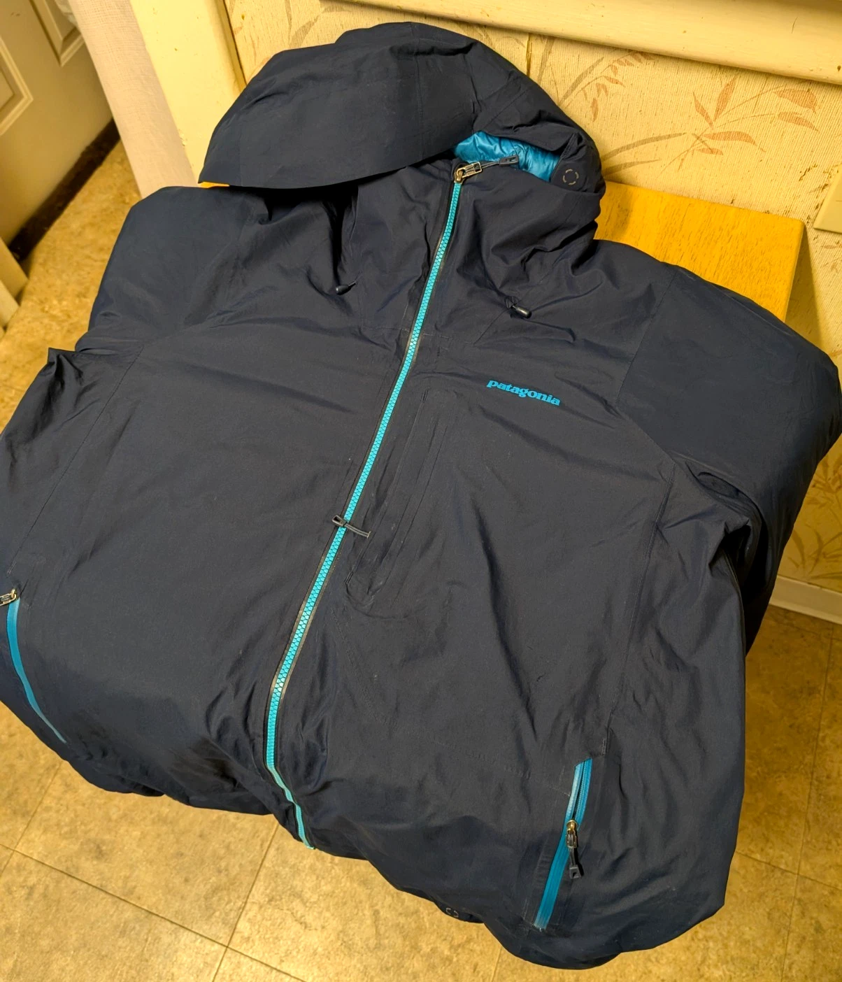 Patagonia Men's Powder Bowl GoreTex Navy Blue Insulated Down Ski Jacket Size L image 2