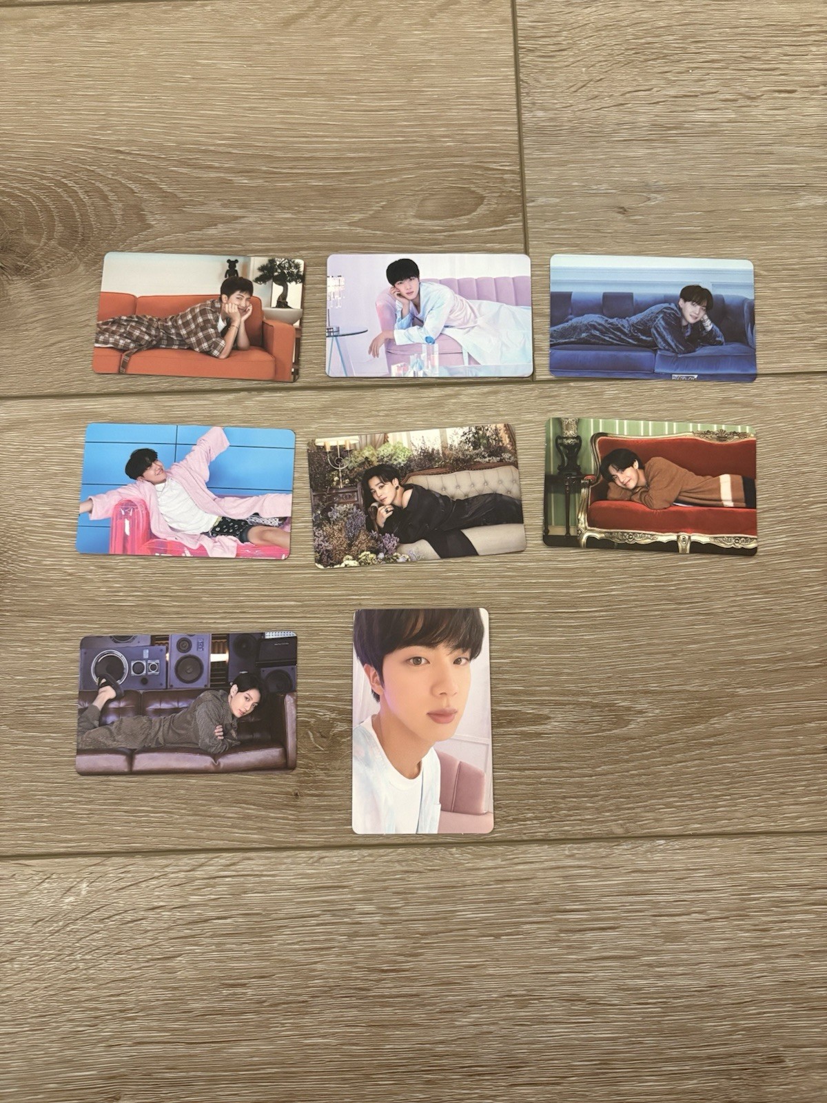 BTS BE (Essential Edition)  thumbnail 3