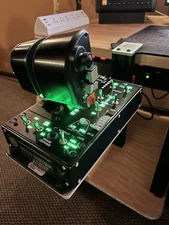 Thrustmaster Warthog Throttle & Foxx Mount Desk Mount