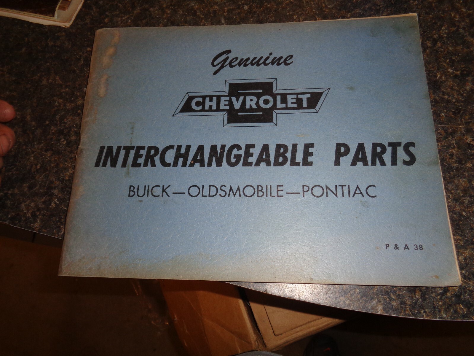 1952 chevrolet buick oldsmobile pontiac parts interchange book 