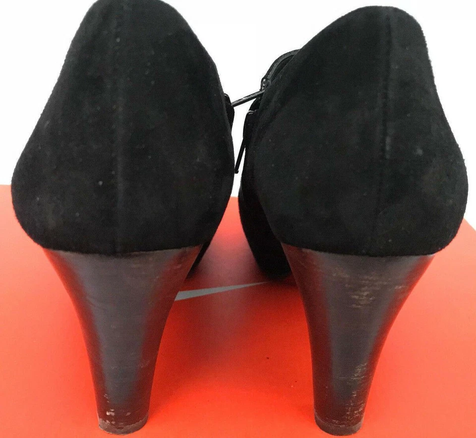 Zapatos de tacón Chie Mihara Flo 83984 negros de gamuza con cremallera lateral EU 37,5 para mujer 7 Foto 4 de 4