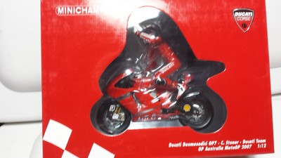Casey Stoner. Ducati Desmosedici MOTOGP 2007 Australia. Minichamps