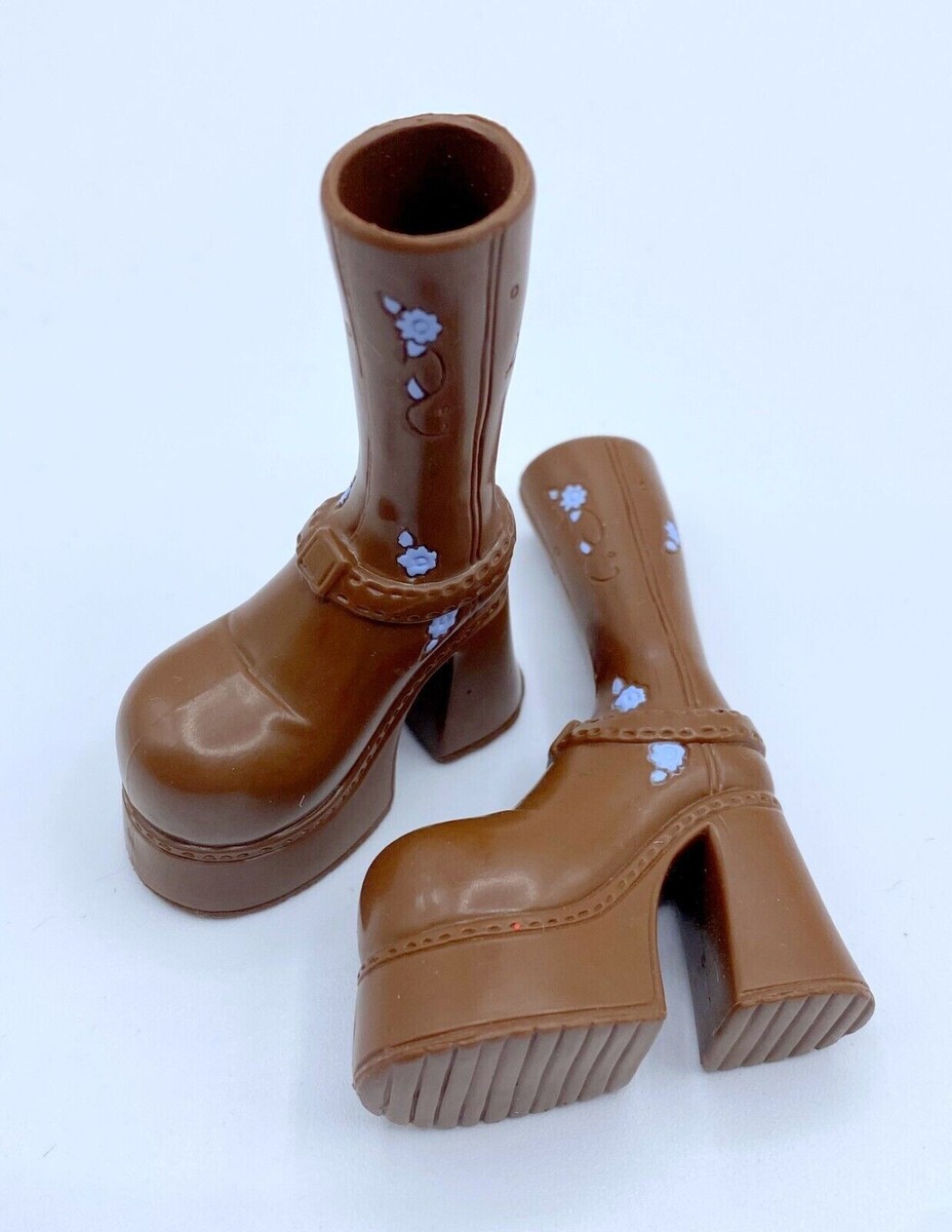 BRATZ DOLL LOT MGA SHOES FIRST EDITION YASMIN BROWN BOOTS FLORAL
