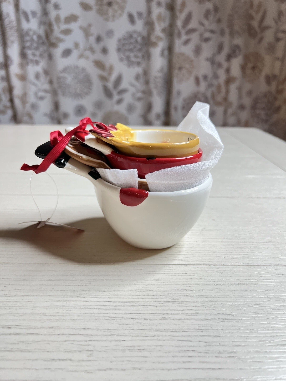 St. Nicholas Square Ceramic Measuring Cups & Spoons
Opens in a new window or tab