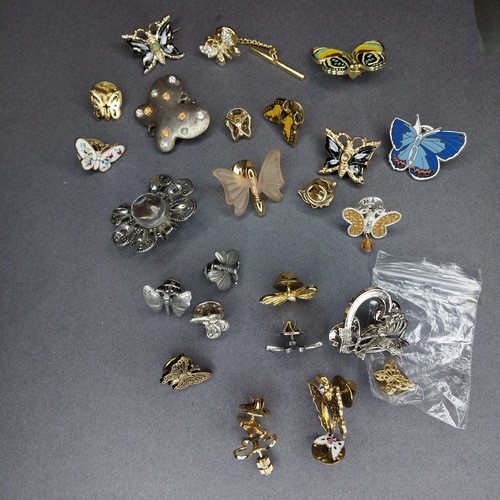 Butterfly Moth Hat Jacket Lapel Pin Pins Lot Butterflies Moths - Picture 1 of 1