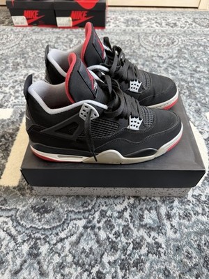 Size 9.5 - Jordan 4 Retro OG Bred 2019
