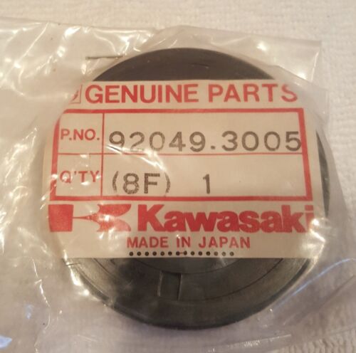 NEW GENUINE KAWASAKI 92049-3005 SEAL-OIL TCY306210 JS550 JS440 SX JS550