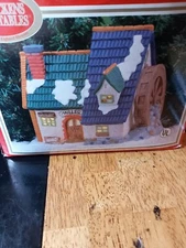Vintage Dicken's Collectables Towne Series  miller House