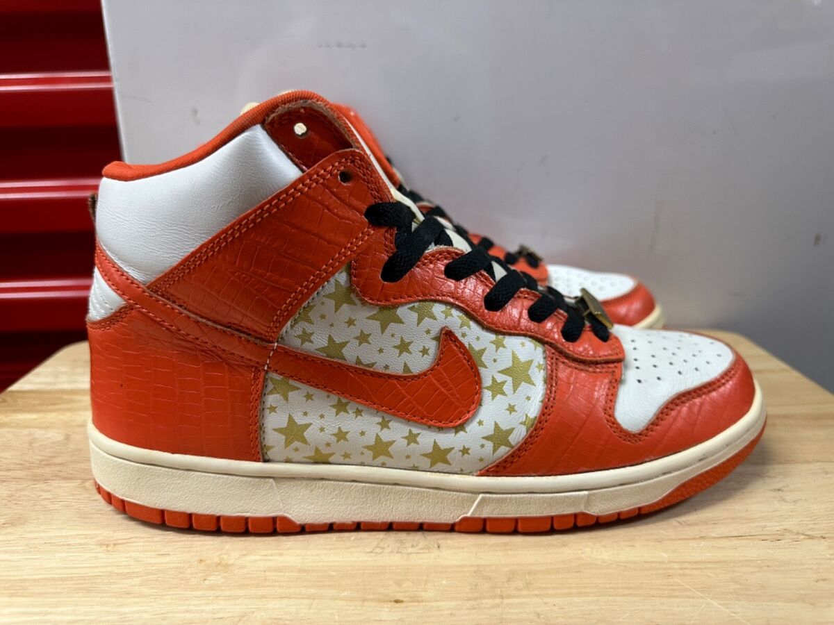 Nike Supreme Dunk High SB Orange Stars 2003 307385-181 Used Nike Supreme Dunk High SB Orange Stars 2003 307385-181 Used