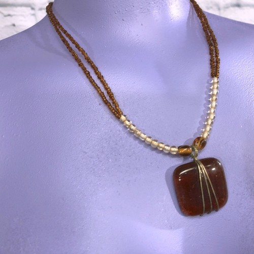 Collar marrón transparente con cuentas de lucita envuelto en alambre colgante para mujer cuentas de semillas boho - Imagen 2 de 5