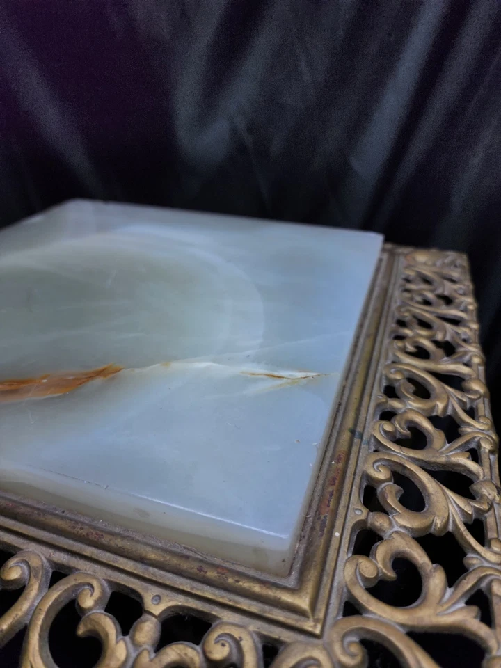 30" VICTORIAN SOLID BRASS AND ONYX PLANT STAND c1890 Green African Jade  - Image 3 of 4