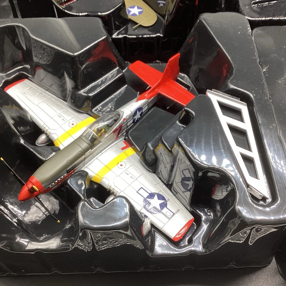 Matchbox Collectibles Platinum Edition Die Cast Fighter Plane Lot of 2 - Image 4 of 4