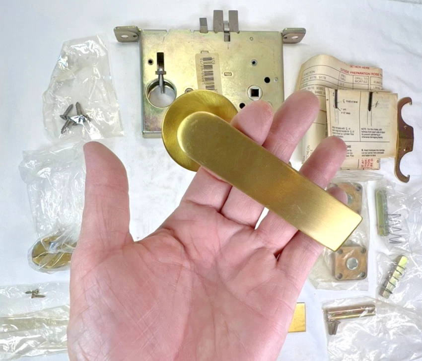 SCHLAGE Office Function Mortise Lock L9050L 06A 606 Less Cylinder - Image 4 of 4