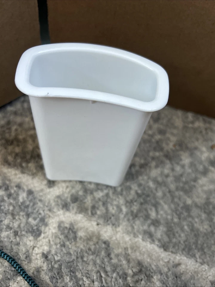 KitchenAid Little Ultra Power Food Processor KFP350WH KFP350 Food Pusher - Image 2 of 3