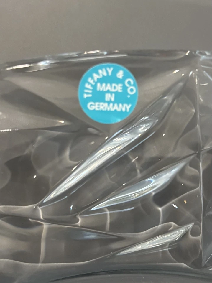 "Plato de cena de 12"" de vidrio soplado corte roca firmado por Tiffany & Co" Foto 3 de 4