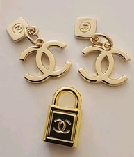 Lot of 3pcs Chanel Vintage Buttons Charms and Zipper Pulls Metal 19mm