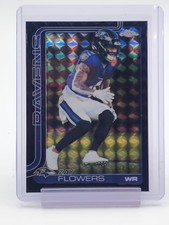 ZAY FLOWERS 2025 TOPPS CHROME BLACK GEOMETRIC /10 #22 Q3178