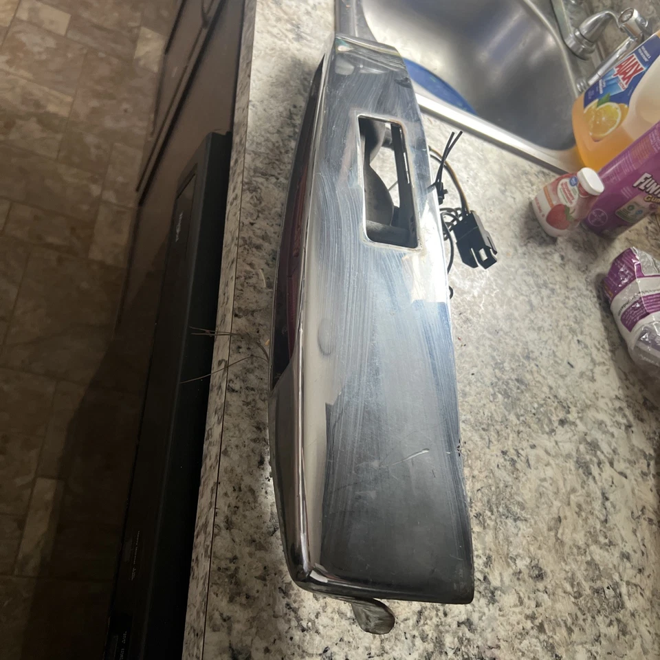 Cadillac 1978-1979 cupé Deville/Fleetwood conjunto de luces laterales derecho/pasajero Foto 2 de 4