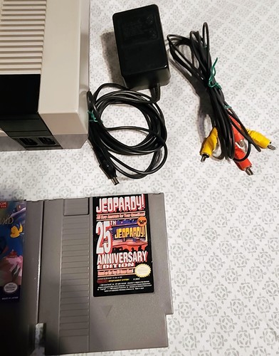 Nintendo NES Console, 2 Controllers, Power Cord, AV Cable, 3 Games Bundle. - Picture 5 of 7