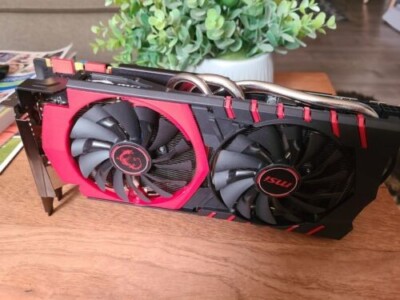 MSI AMD Radeon R9 380 4GB GDDR5 Graphics Card Black&Red