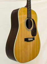 C.f Martin Custom Shop Dreadnought Bearclaw Sitka Top W/ Madagascar Rosewood Bac